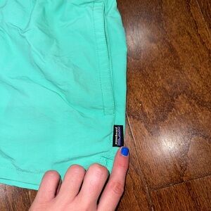 Women’s Patagonia barely baggies shorts